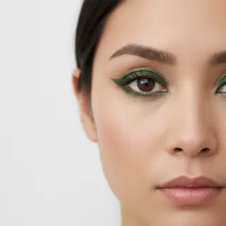 Khol Radhe Verde
