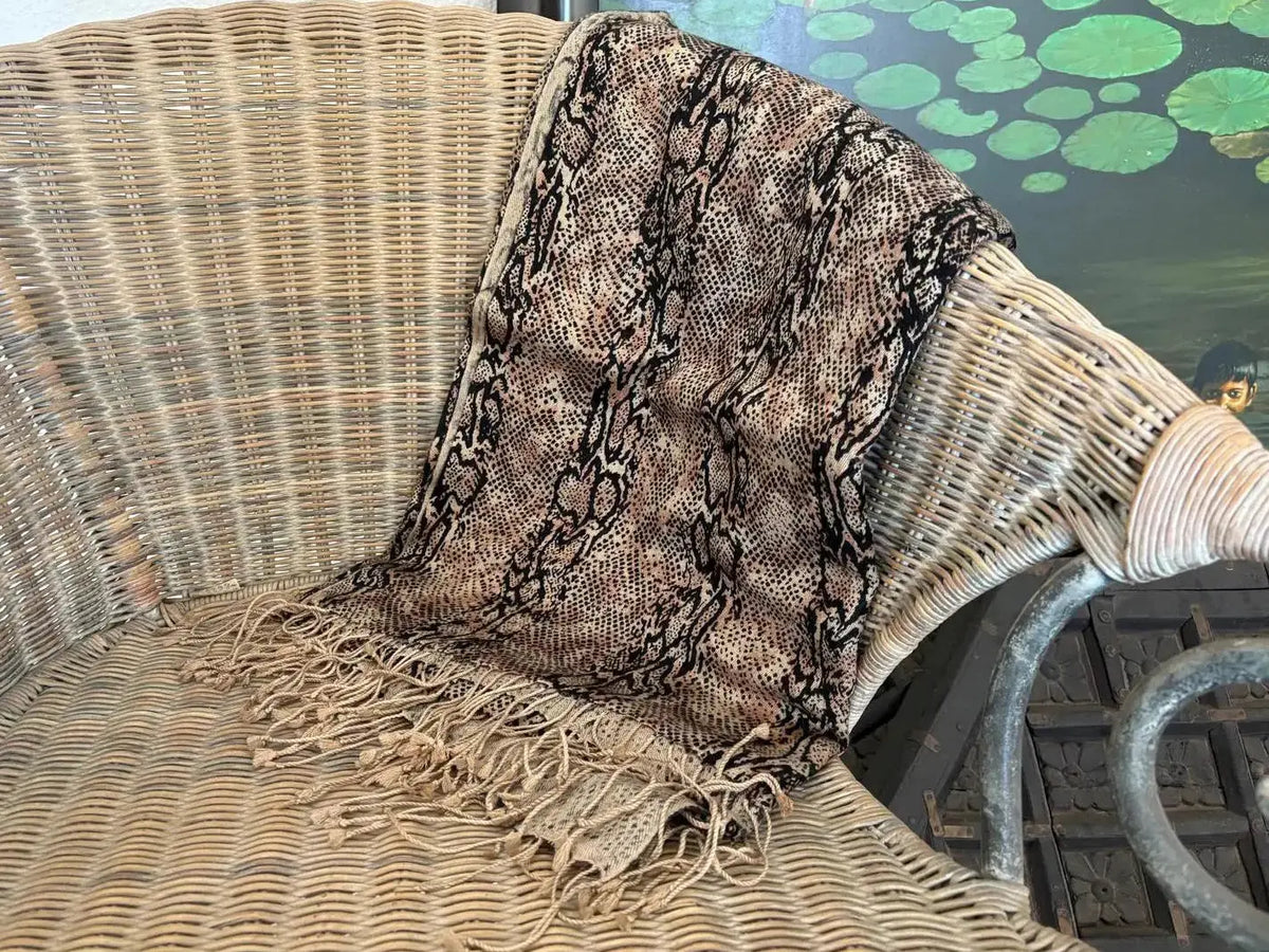 Pashminas de estampados animales de cashmere y seda Radhe Shyam