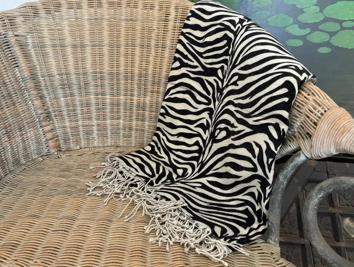 Pashminas de estampados animales de cashmere y seda Radhe Shyam